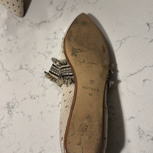 Elegant Beige Women's Shoes with Bow Detail - Picture 3 of 3